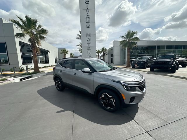 2026 Kia Seltos 2.0 EX FWD's photo