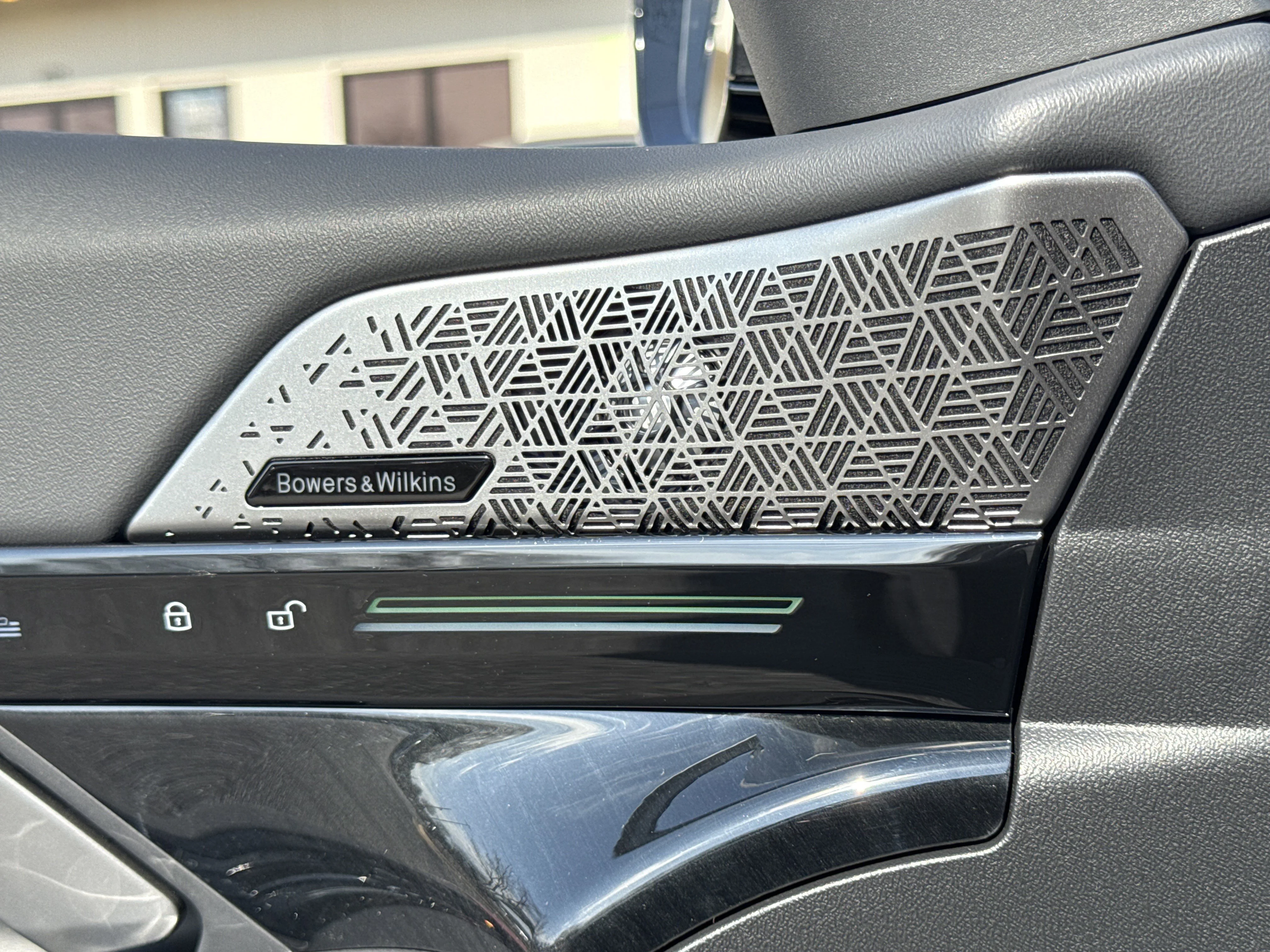New 2026 Dark Graphite Metallic BMW 530i image 14