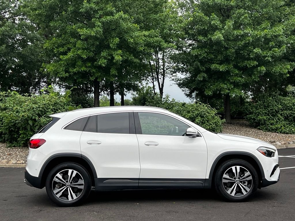 Used 2024 White Mercedes-Benz GLA 250 image 4