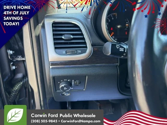Used 2015 Gray Jeep Summit image 14