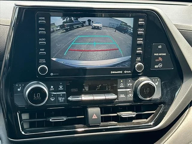 2021 Toyota Highlander XLE - Photo 31