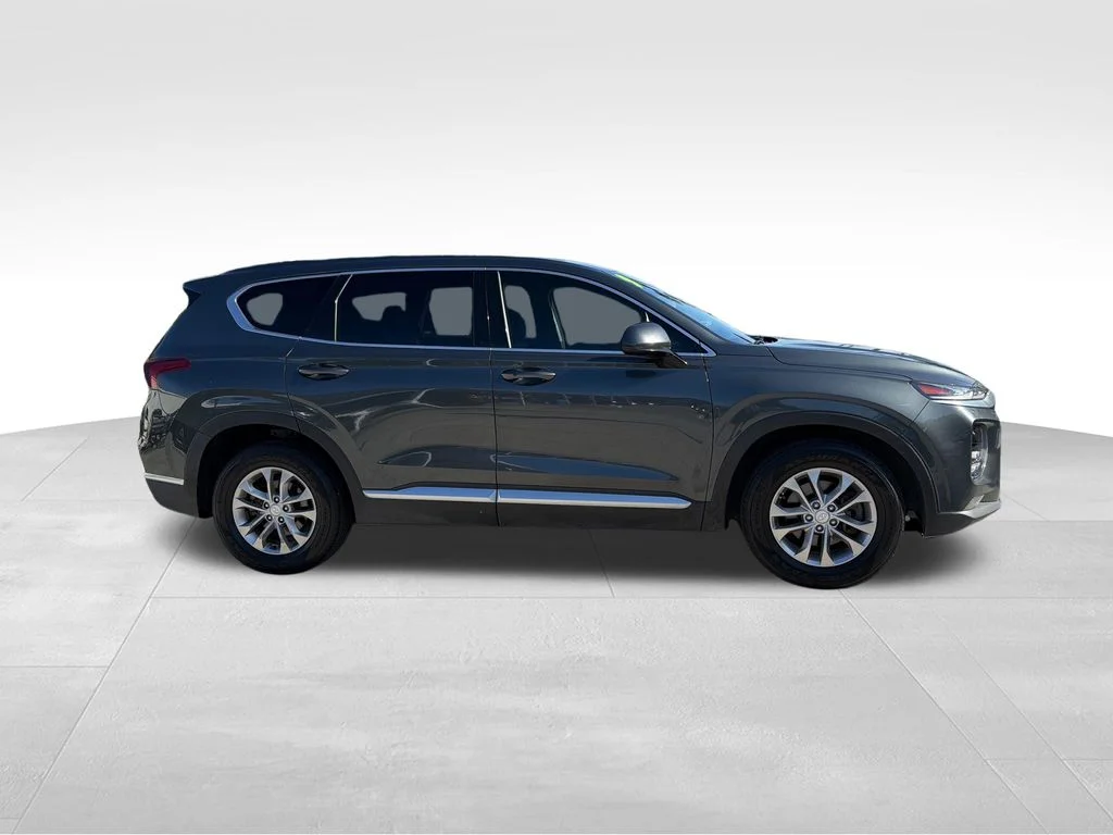 Used 2019 Green Hyundai SEL image 9