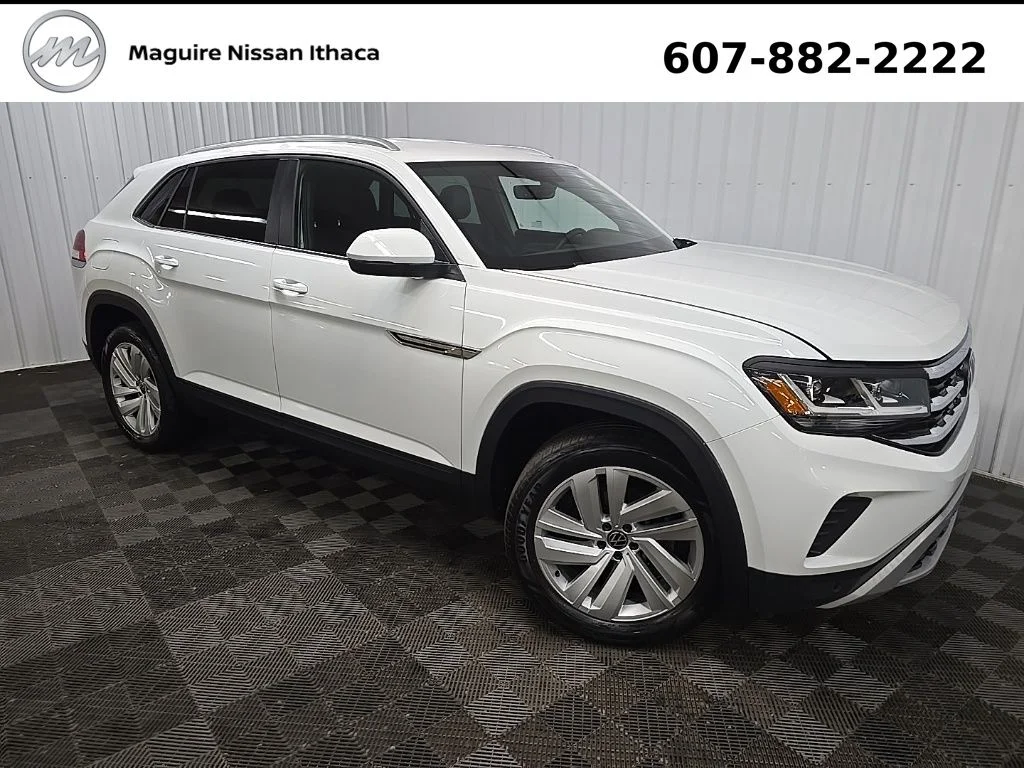 Used 2023 White Volkswagen 2.0T SE w/Technology image 8