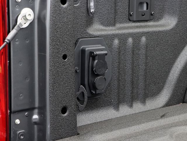 New 2026 Carbonized Gray Metallic Ford F-250® XLT image 7