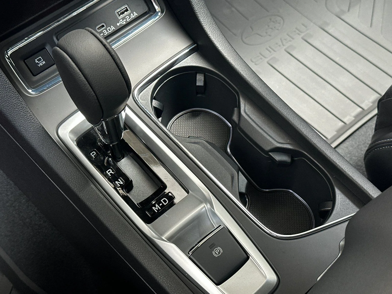 New 2026 CRYSTAL WHITE PEARL Subaru Limited 7-Passenger image 23