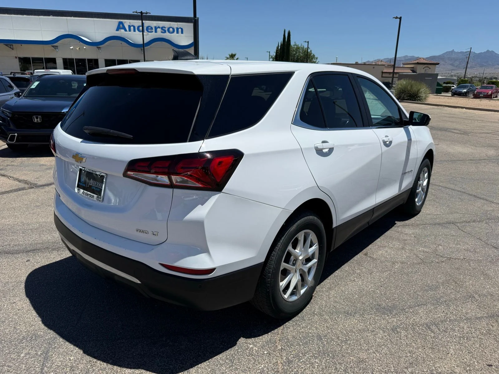 2024 Chevrolet Equinox LT - Photo 5
