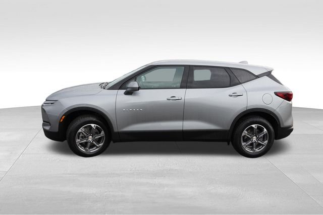 2025 Chevrolet Blazer 2LT - Photo 9