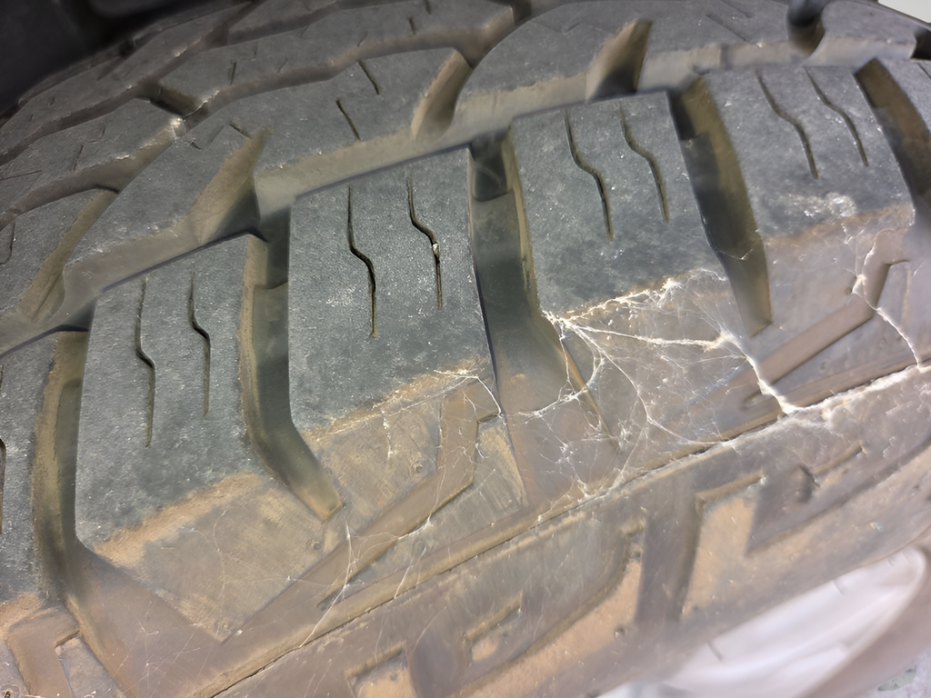 Used 2017 Red Toyota SR5 image 10