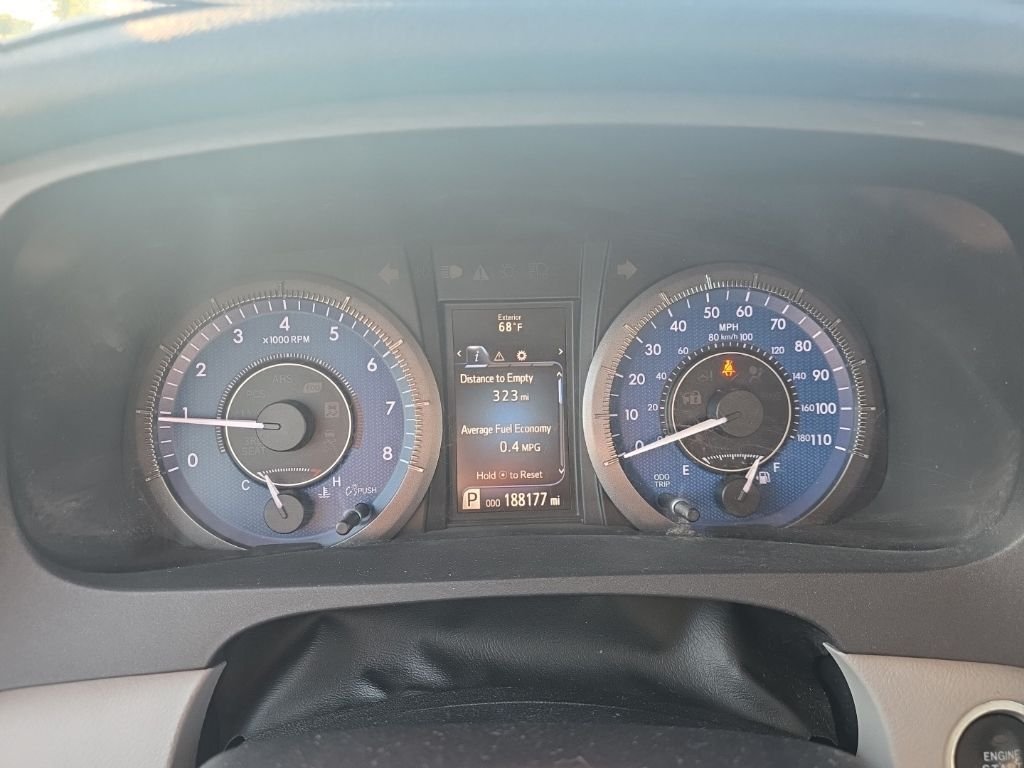 Used 2015 Blue Toyota XLE image 10