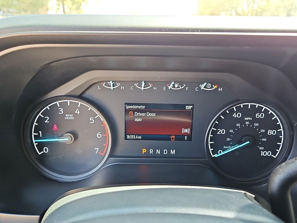 Used 2025 Oxford White Ford XLT image 22