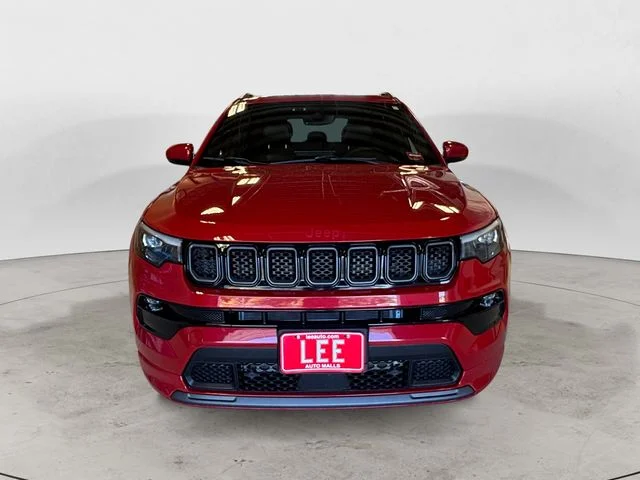 Used 2023 Red Jeep Limited image 9