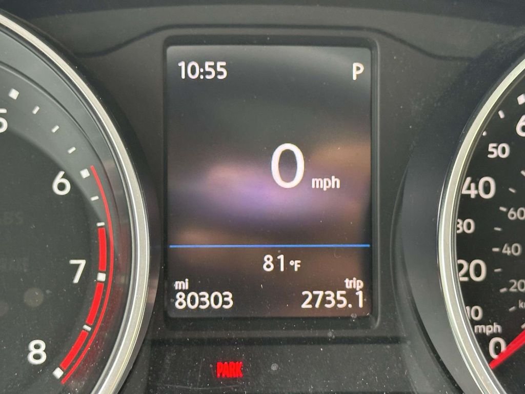 Used 2019 Black Volkswagen 2.0T SE image 28