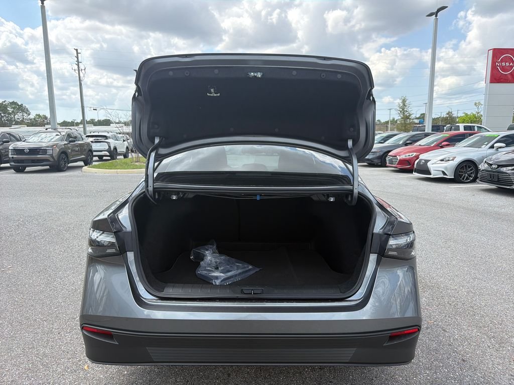 New 2026 Nissan Sentra SV 4D Sedan