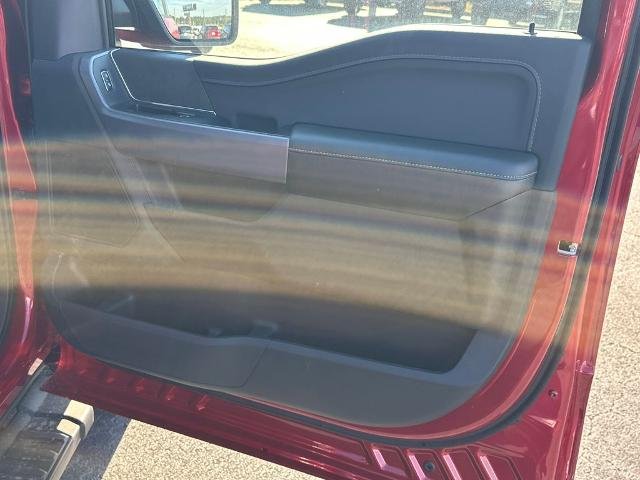 New 2025 Rapid Red Metallic Tinted Clearcoat Ford XLT image 14