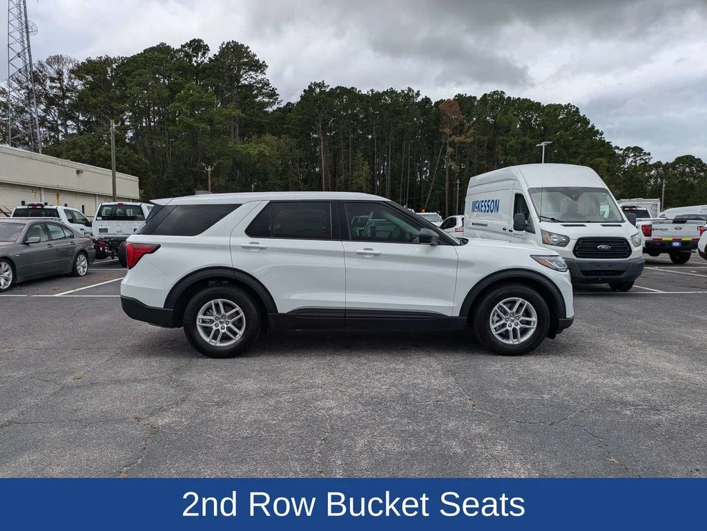 Certified Used 2026 Oxford White Ford Active image 3