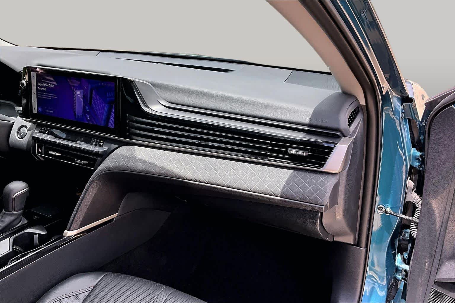Used 2026 Ocean Gem Toyota XLE image 19