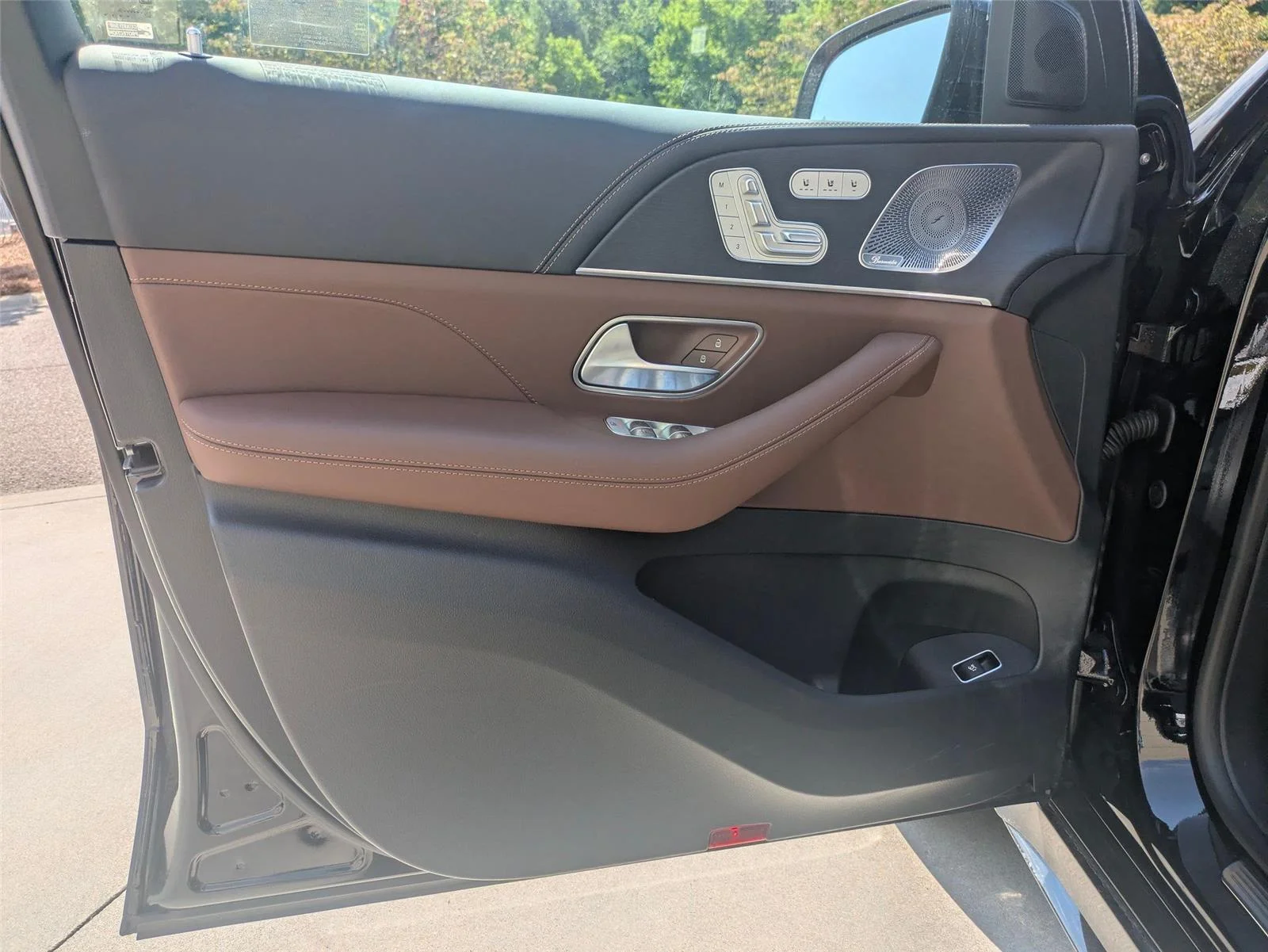 Used 2025 Black Mercedes-Benz AMG® GLE 53 image 11