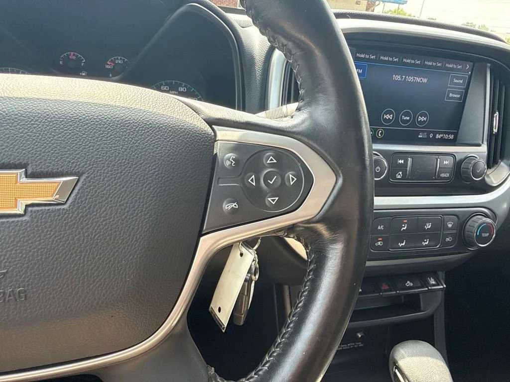 Used 2022 Summit White Chevrolet LT image 14