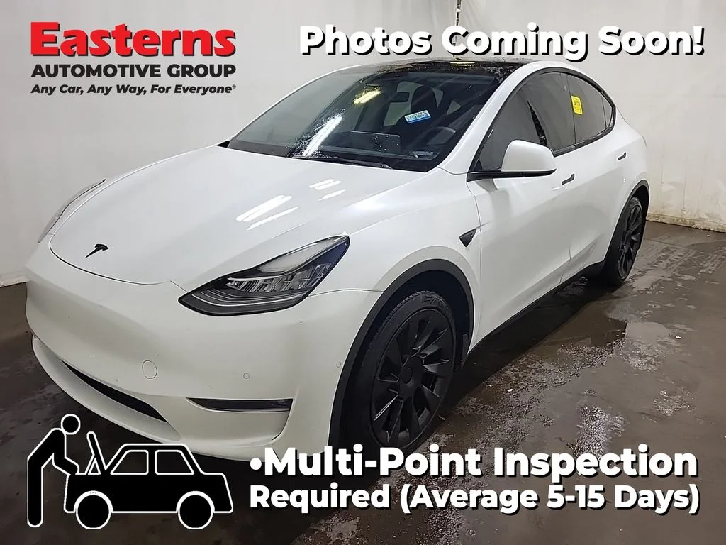 Used 2021 White Tesla Long Range image 1