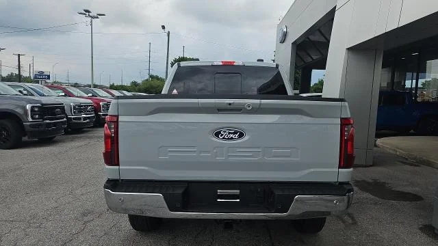 New 2026 Avalanche Ford XLT 4WD image 24
