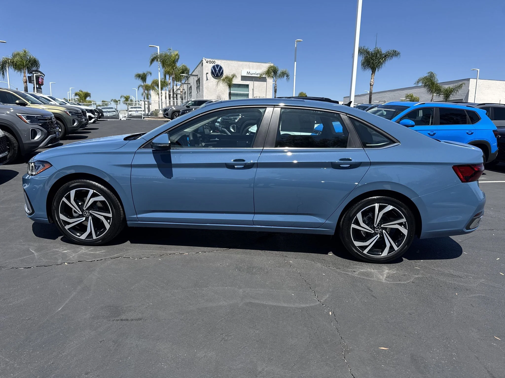 New 2026 Monterey Blue Pearl Volkswagen SEL image 4