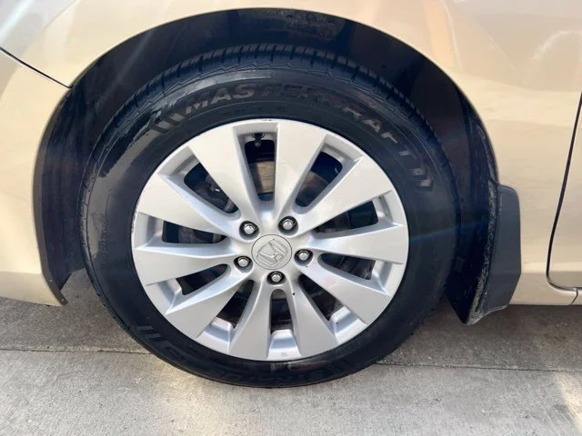 Used 2013 Beige Honda EX-L image 9