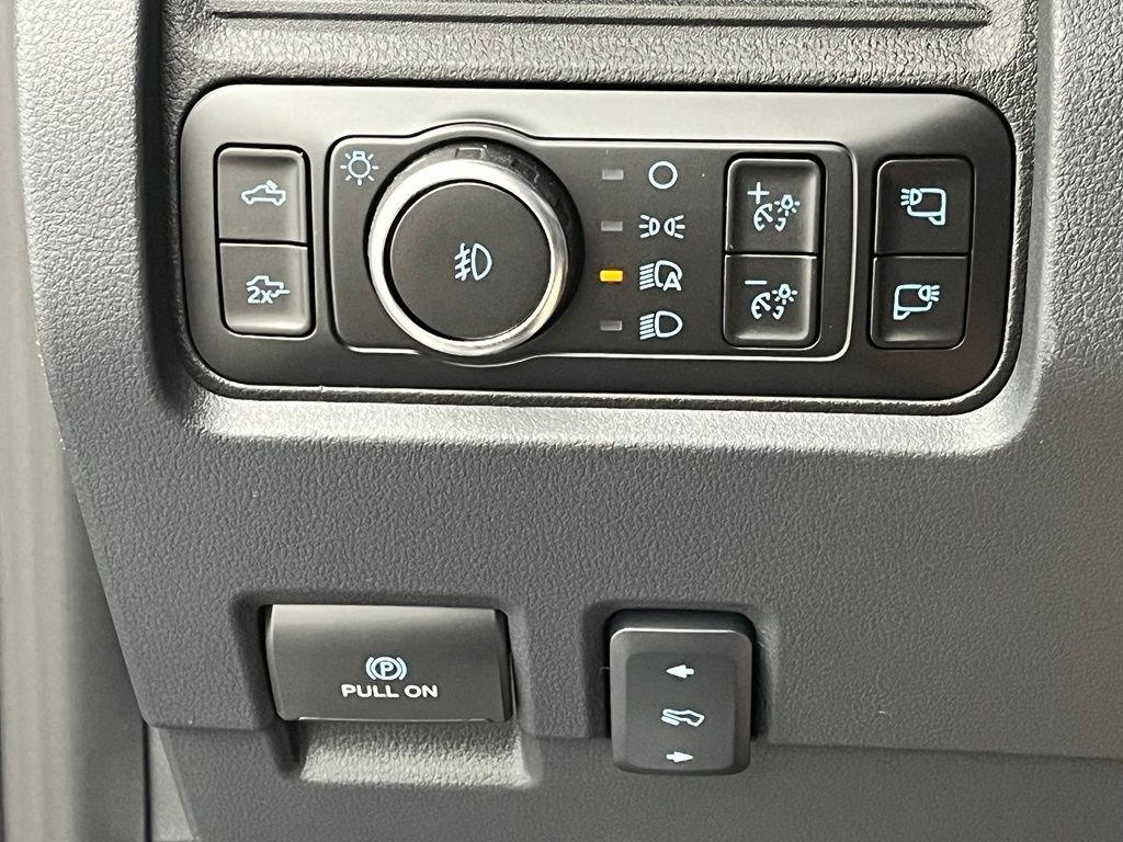 New 2026 Gray Ford Lariat image 25