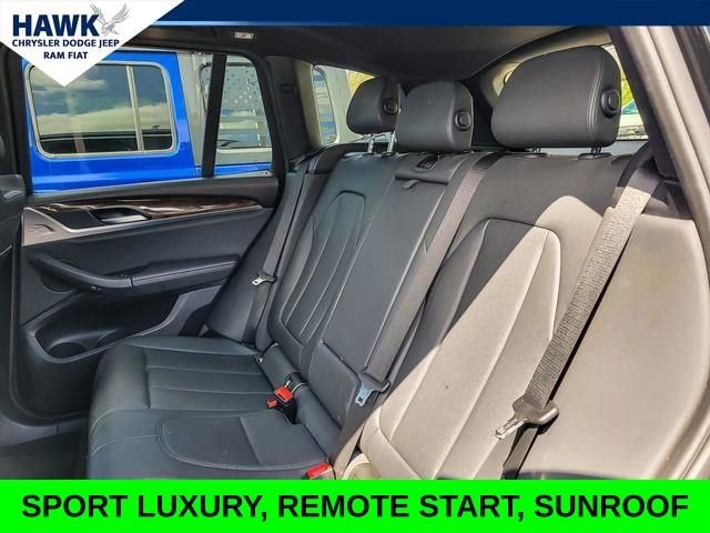 Used 2019 Black BMW xDrive30i image 10