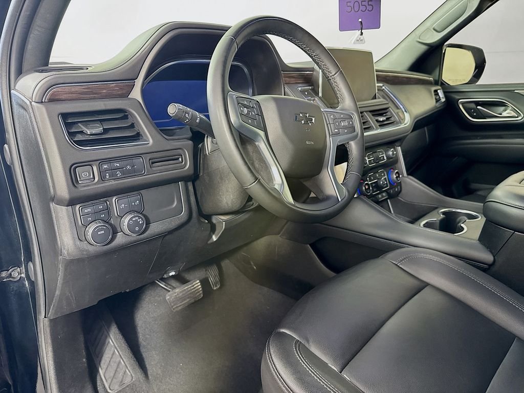 Used 2024 Black Chevrolet Z71 image 9