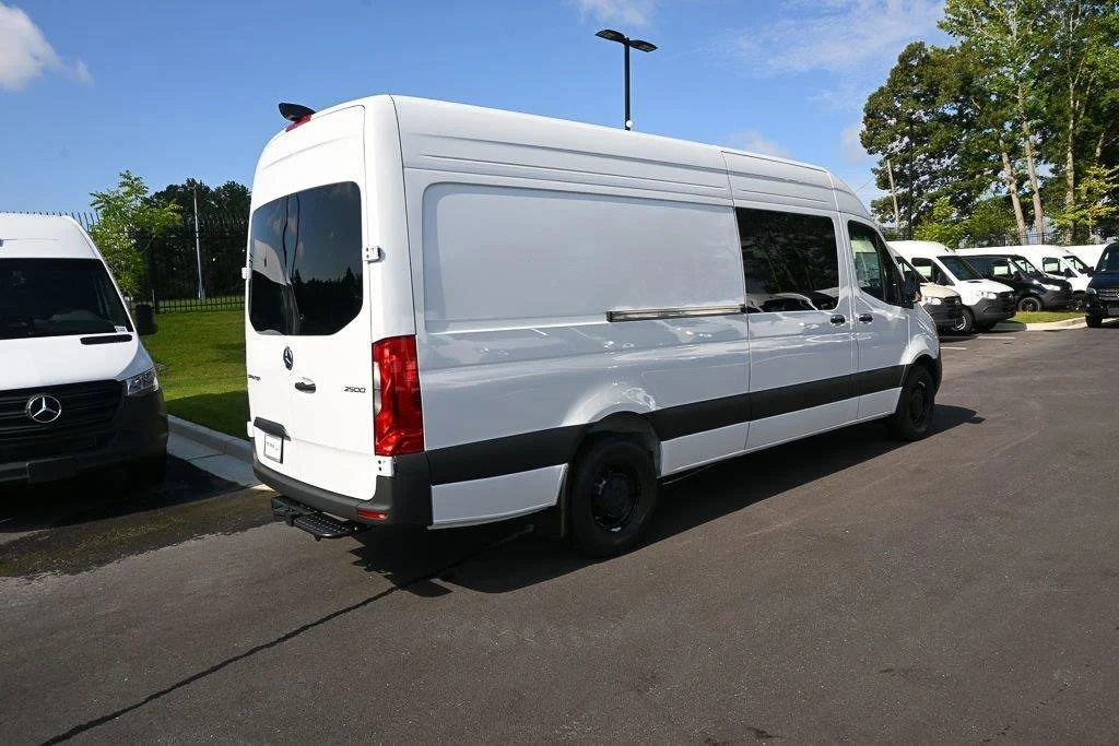 New 2026 Arctic White Mercedes-Benz 2500 High Roof I4 Diesel HO 170 RWD image 20