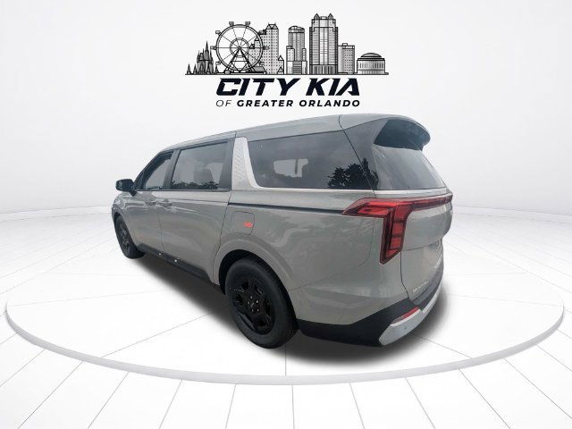 New 2027 Ceramic Silver Kia LXS image 4