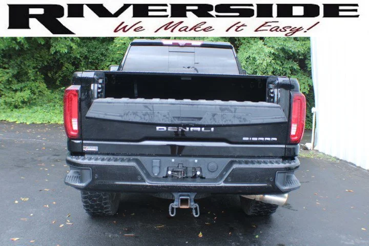 Certified Used 2022 Onyx Black GMC Denali image 17
