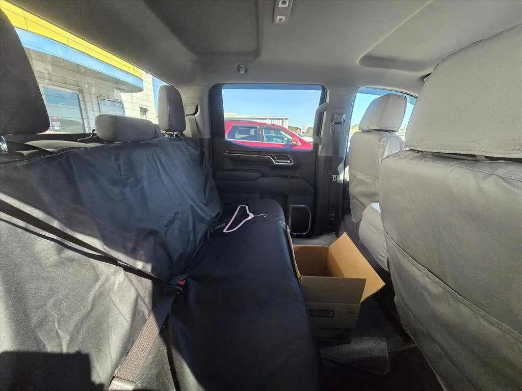 Used 2023 Red Chevrolet LT image 6