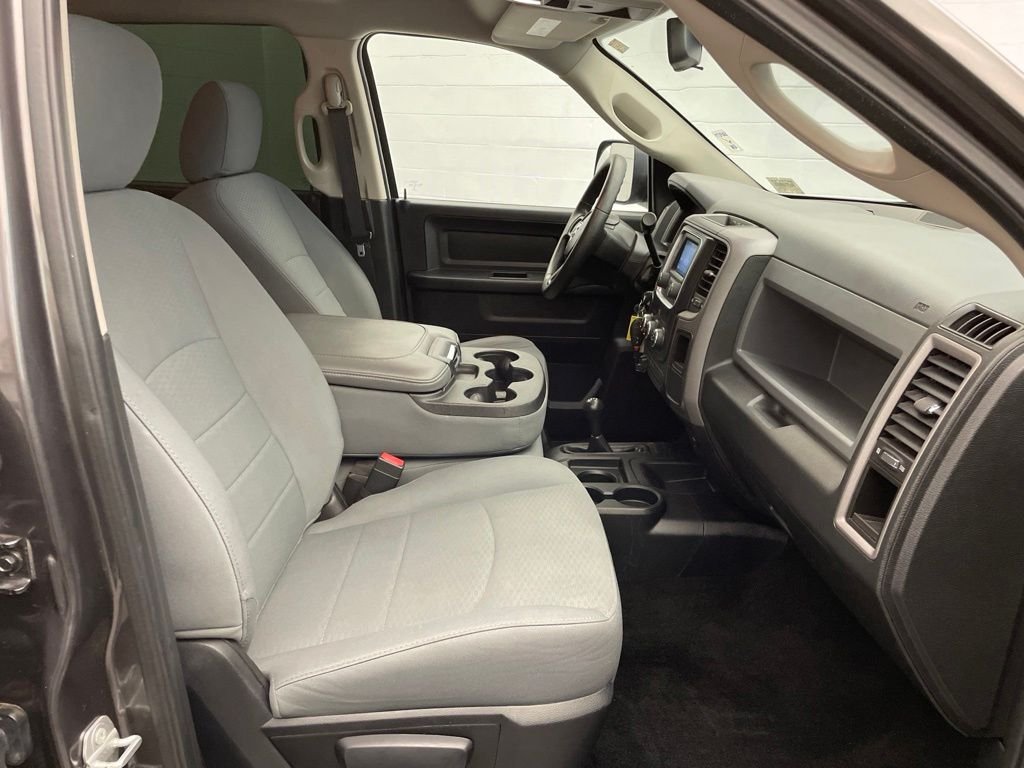 Used 2015 Gray Ram Tradesman image 24