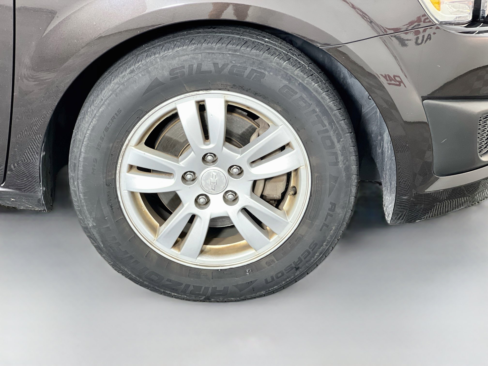 Used 2015 Mocha Bronze Metallic Chevrolet LT image 31