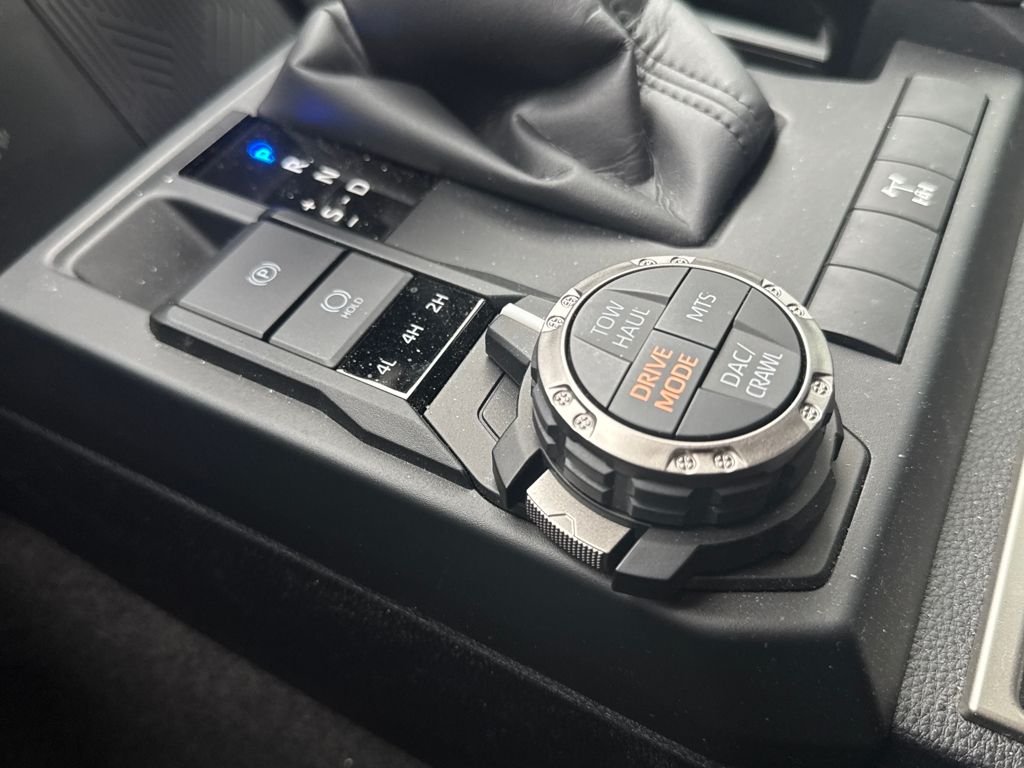 2025 Toyota 4Runner TRD Off-Road - Photo 29