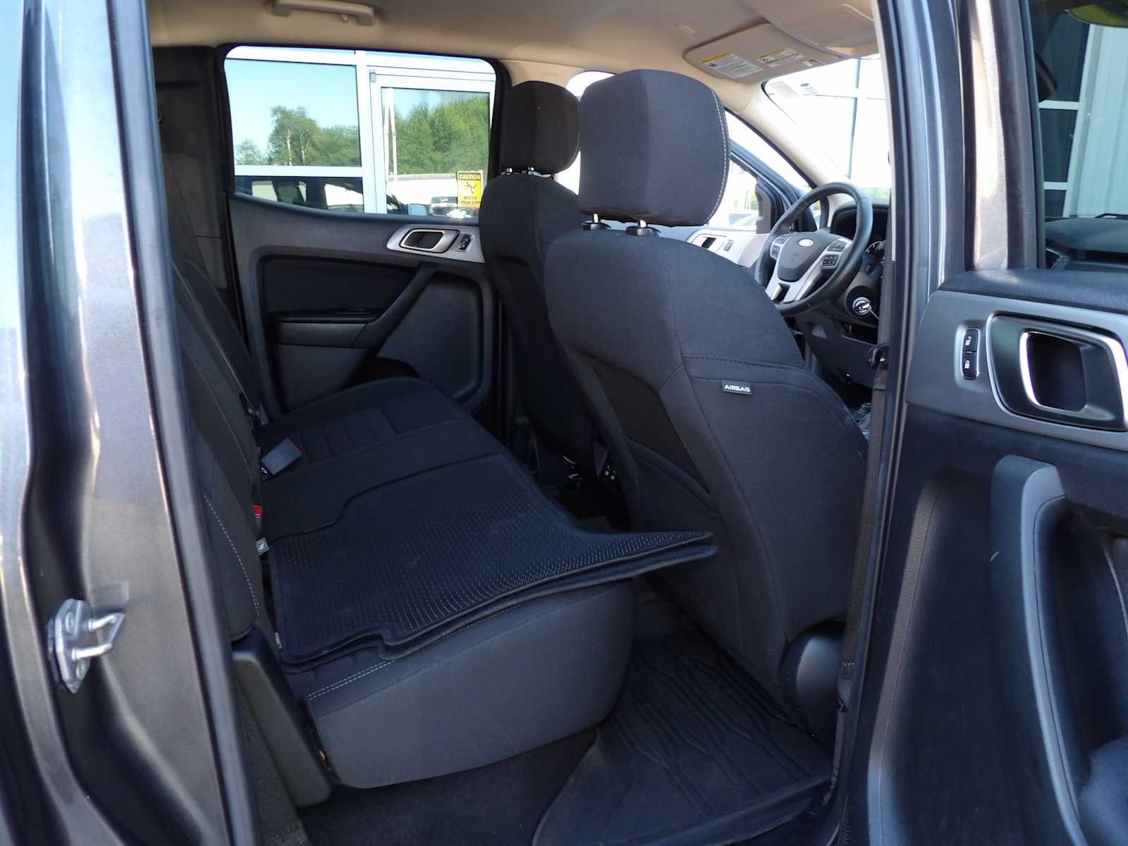 Used 2019 Magnetic Ford XLT image 14