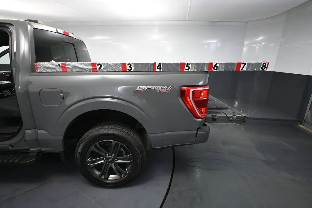 Used 2021 Gray Ford XLT image 32