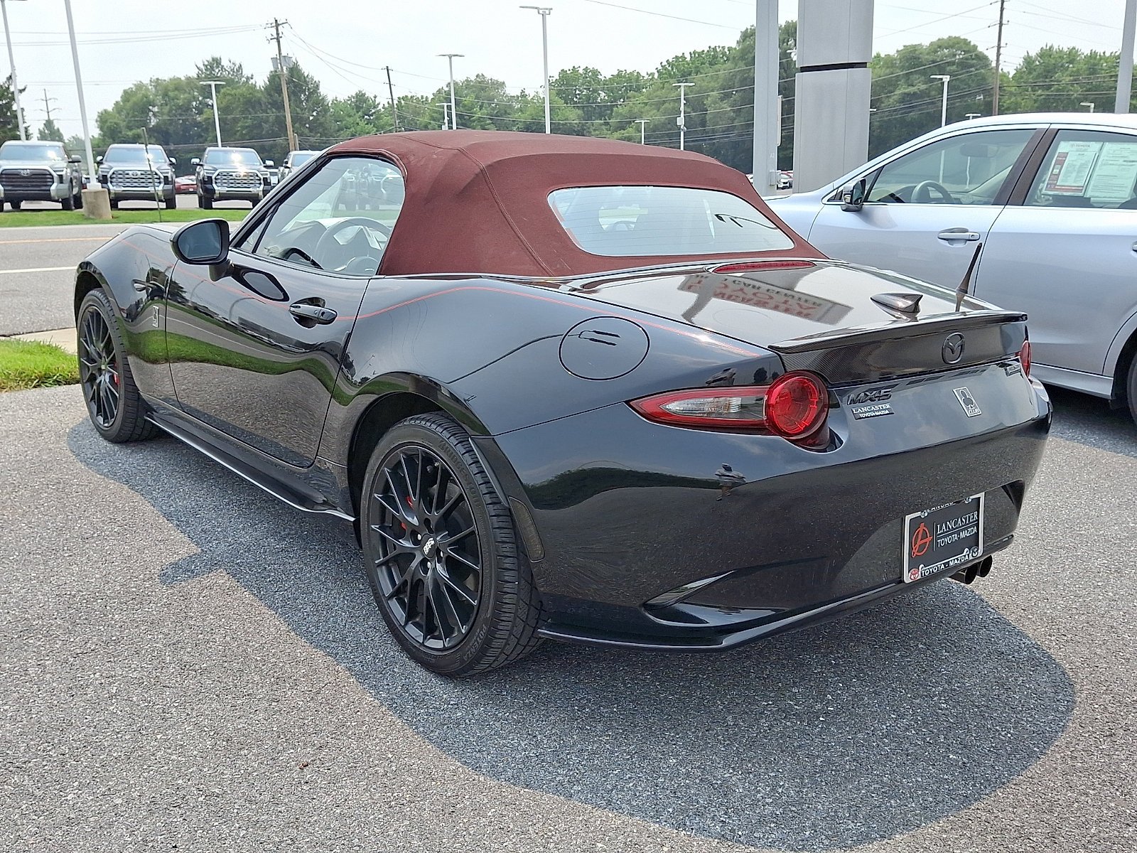 Used 2018 Jet Black Mica Mazda Club image 3