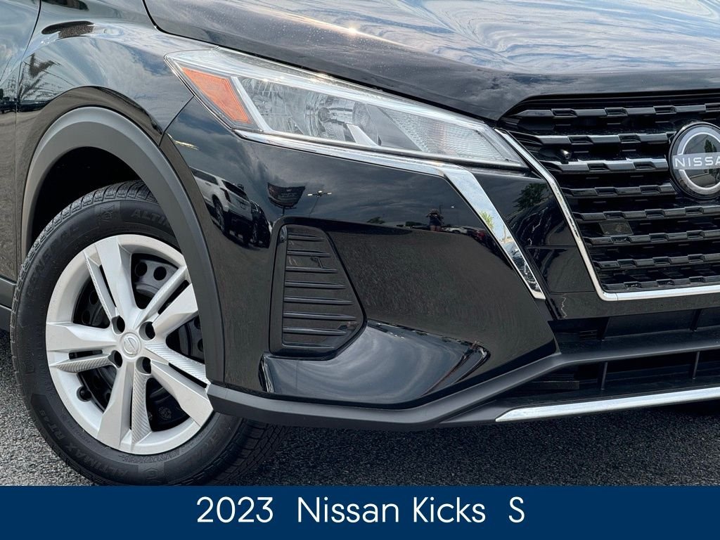 Used 2023 Black Nissan S image 10