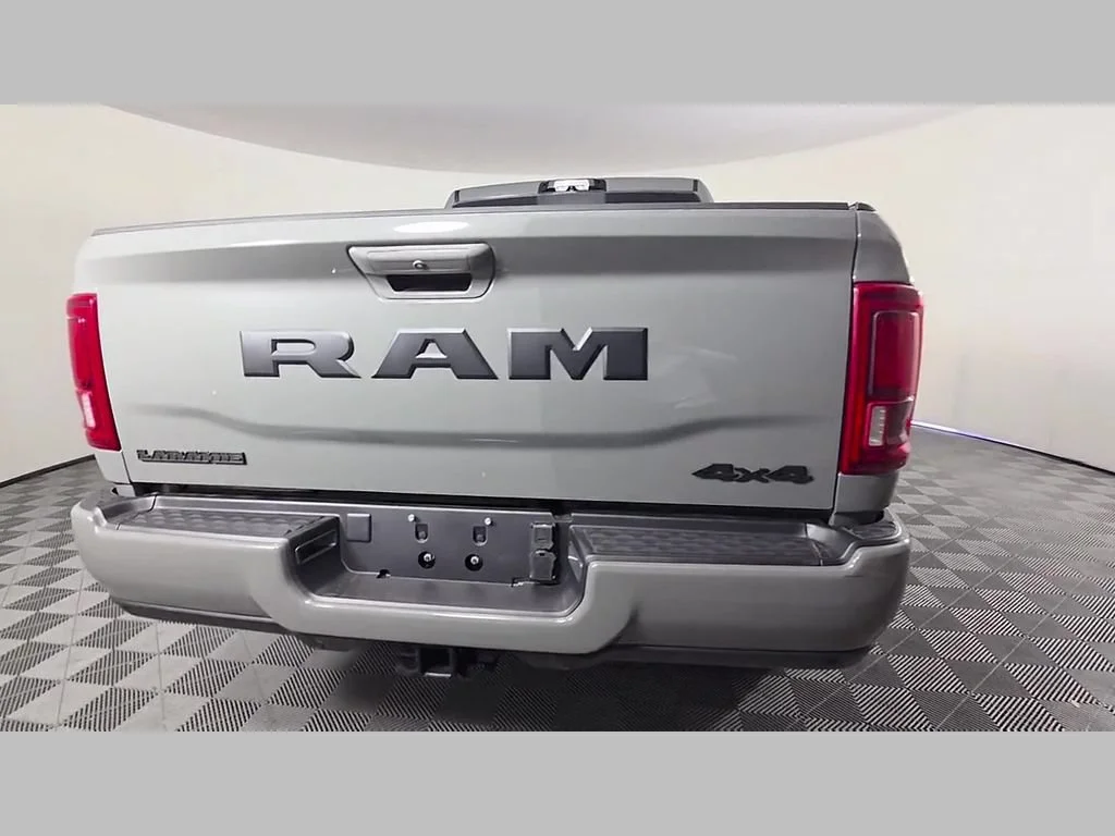 New 2026 Ceramic Gray Clear-Coat Exterior Paint RAM Laramie image 28