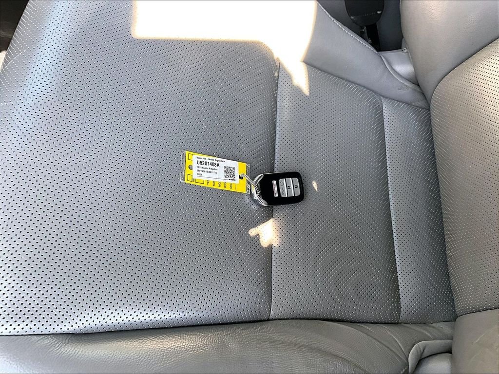 Used 2018 Gray Honda RTL-T image 27