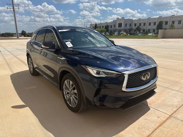 Used 2024 Blue INFINITI LUXE image 3