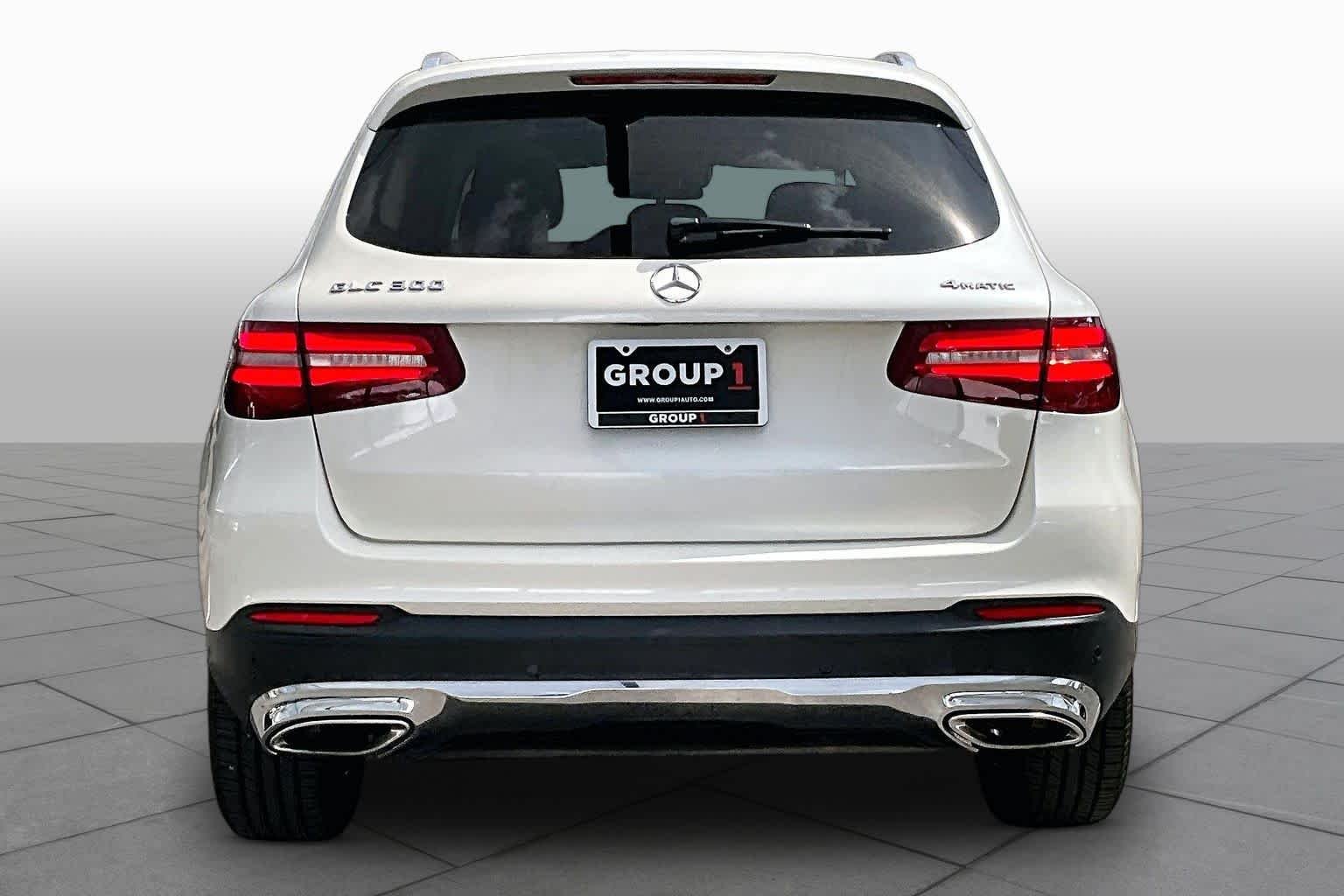 Pre-Owned 2017 Mercedes-Benz GLC 300