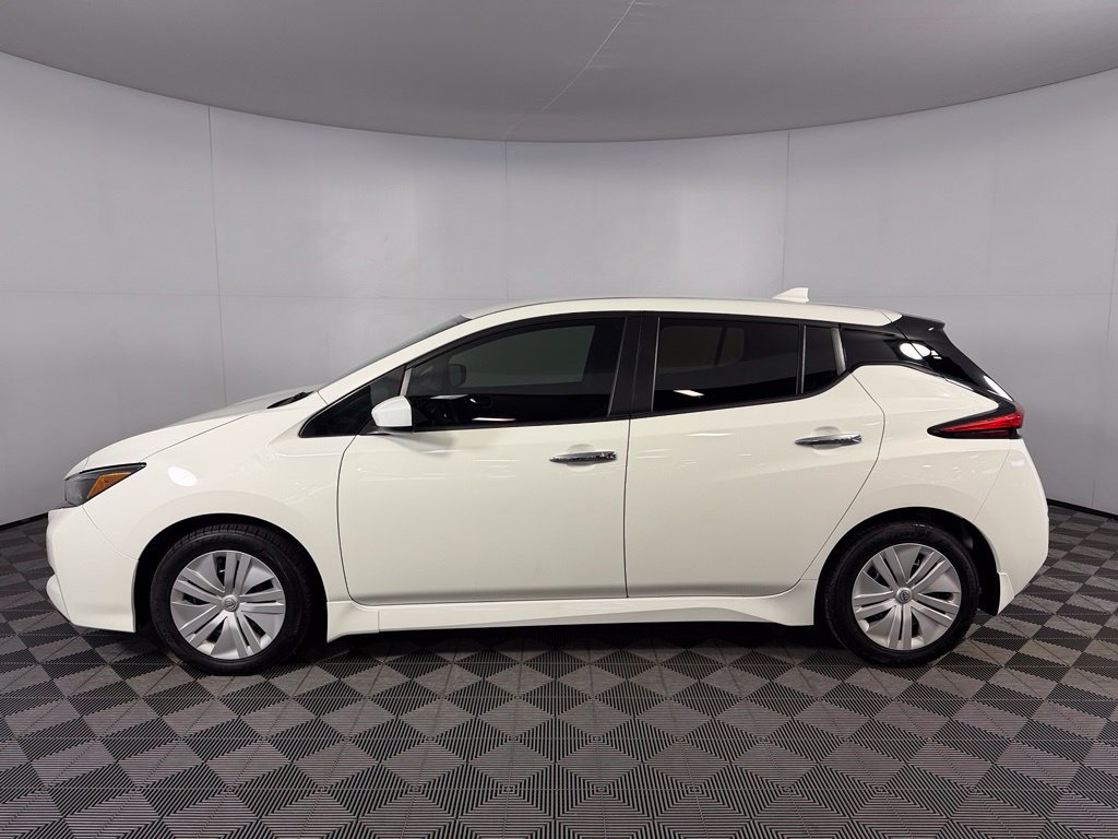 Certified Used 2025 White Nissan S image 11
