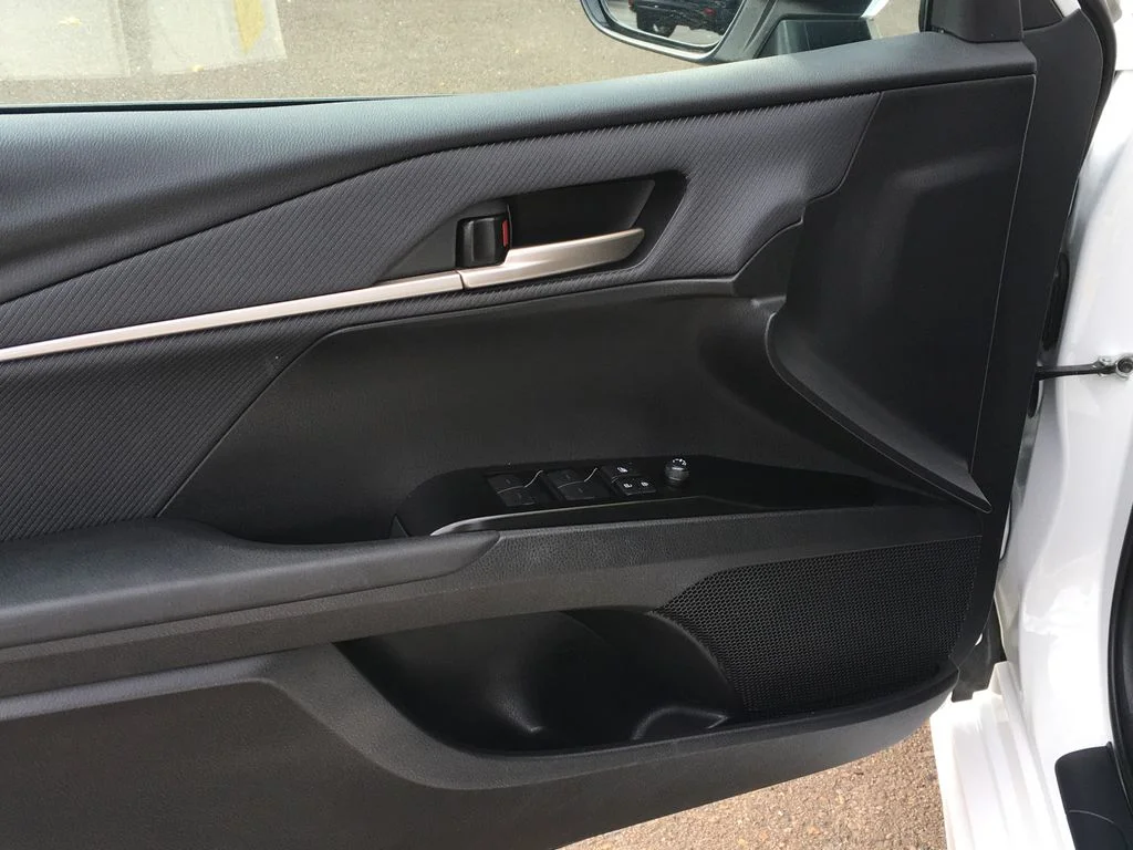 Certified Used 2025 White Toyota SE image 19