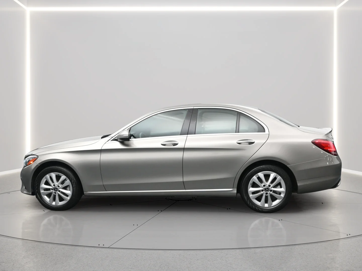 Used 2019 Selenite Grey Metallic Mercedes-Benz C 300 image 2