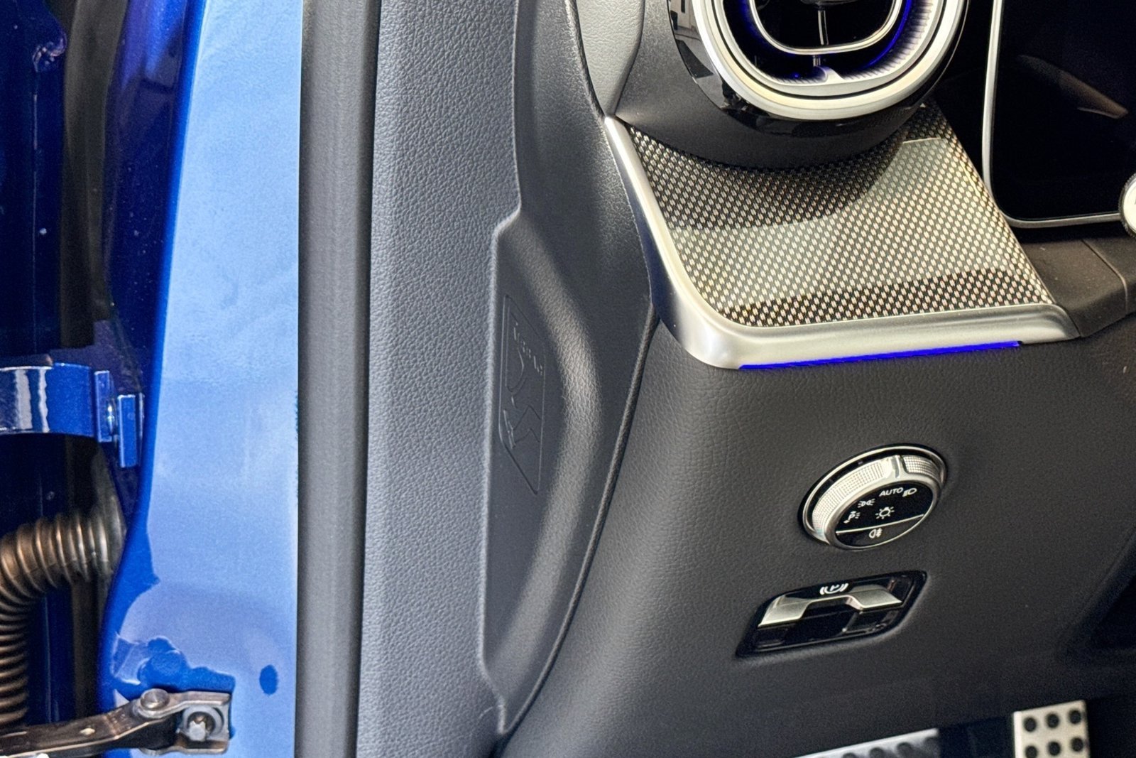 New 2026 Starling Blue Metallic Mercedes-Benz GLC 300 image 10