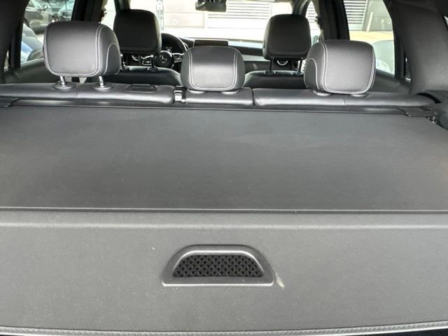 Used 2022 Silver Mercedes-Benz GLC 300 image 51
