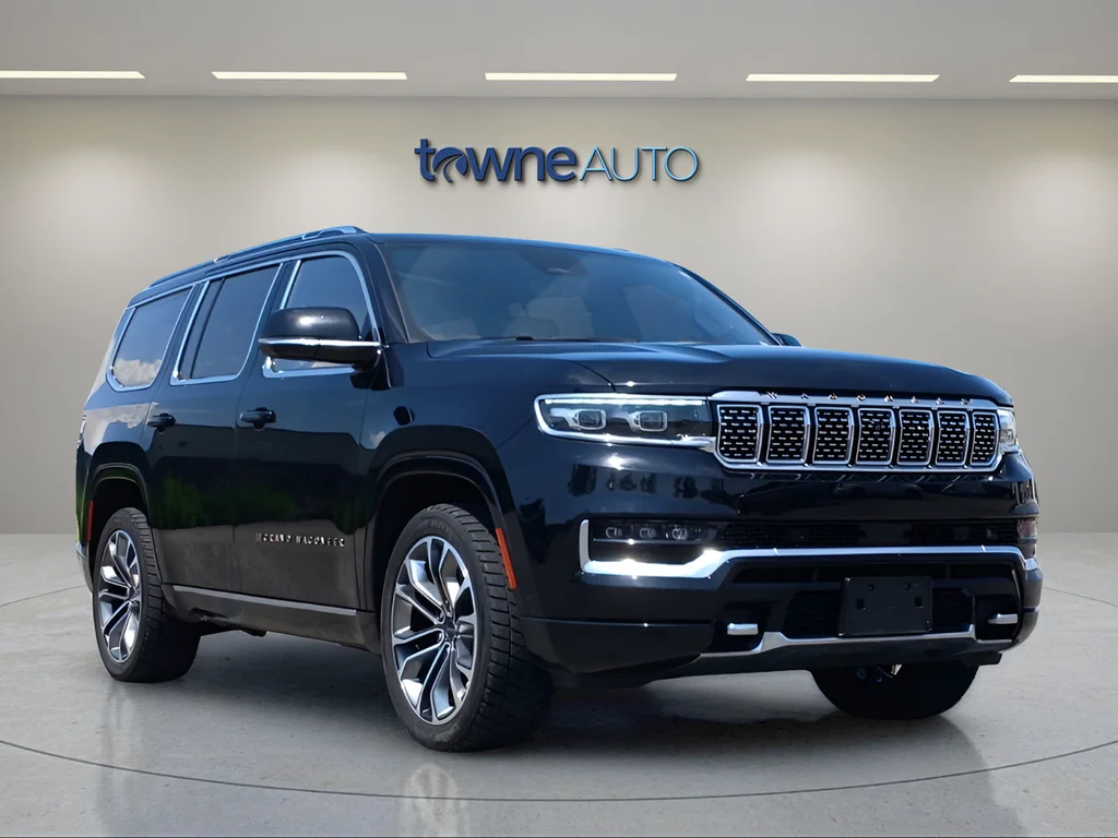 Used 2022 Black Jeep Series III image 7
